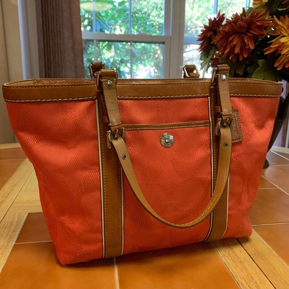 SOLD! COACH Coral Signature Canvas Zip Top Tote w/Brown Leather Trim F13560 - Picture 4 of 12